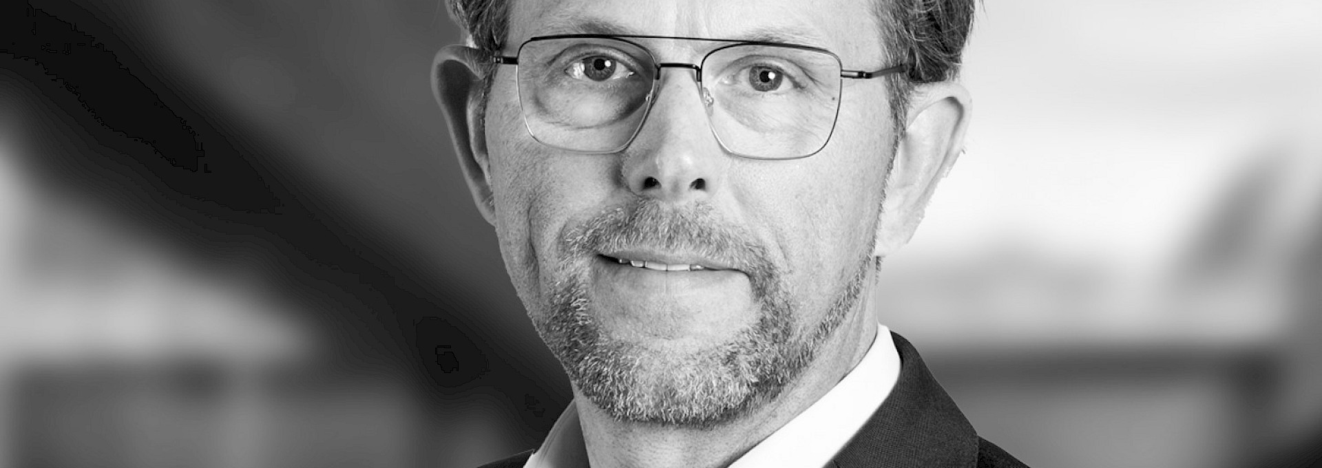 Carl Mestdagh announces the appointment of Dimitry Melchiors as the new CEO of Equilis Netherlands